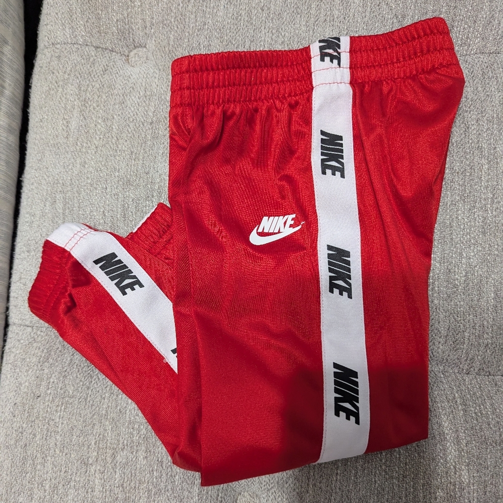 4t Nike track pants